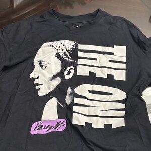 Black Paige Bueckers Nike T-shirt size M